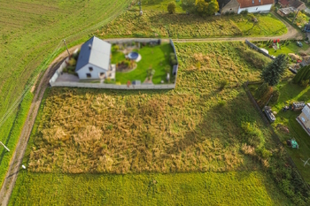 Prodej pozemku 783 m², Chomle