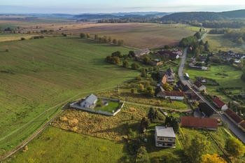 Prodej pozemku 783 m², Chomle