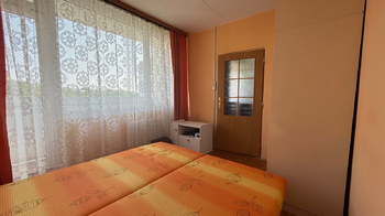 Ložnice - Prodej bytu 3+1 v osobním vlastnictví 70 m², Chomutov