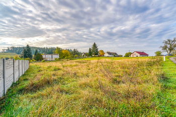 Prodej pozemku 783 m², Chomle