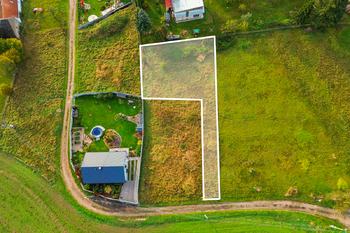 Prodej pozemku 783 m², Chomle