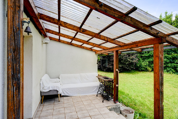 venkovní terasa foto 2 - Prodej domu 109 m², Lysice