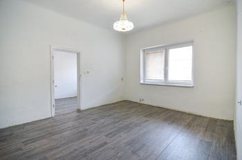 Prodej domu 110 m², Dolní Dunajovice