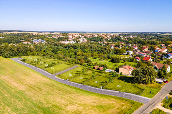 Prodej pozemku 904 m², Týnec nad Labem
