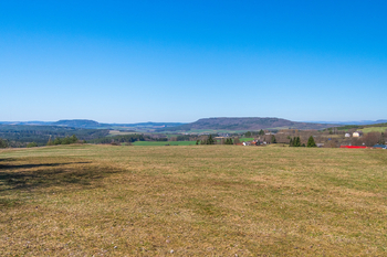 Nad obcí - Prodej chaty / chalupy 90 m², Manětín