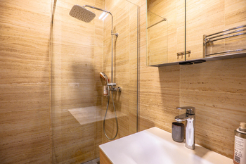 Prodej bytu 3+1 v osobním vlastnictví 115 m², Praha 8 - Libeň