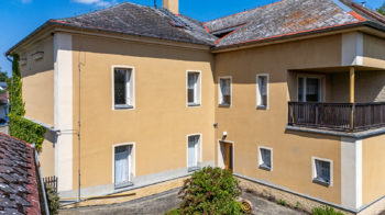Prodej domu 611 m², Doksy