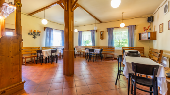 Prodej domu 611 m², Doksy