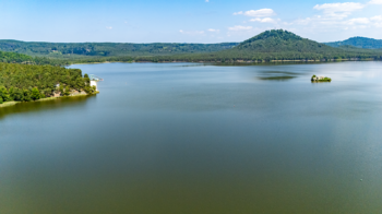 Prodej domu 611 m², Doksy