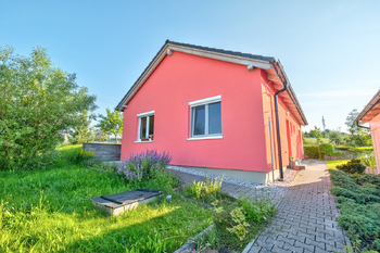 Prodej domu 75 m², Jince