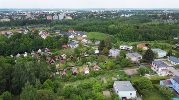 +420 776 335 999, ladislav.urbancik@re-max.cz - Prodej pozemku 1609 m², Karviná