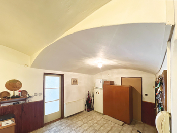 Prodej domu 280 m², Chrást