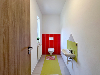 WC - Prodej domu 148 m², Lenora
