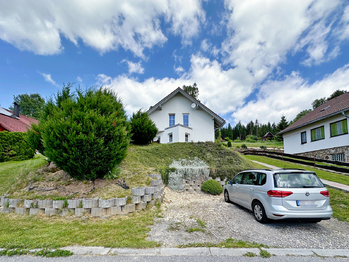 2 parkovací stání - Prodej domu 148 m², Lenora