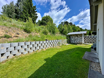 zadní zahrada - Prodej domu 148 m², Lenora