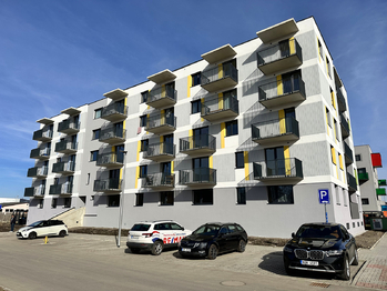 Pronájem bytu 1+kk v osobním vlastnictví 33 m², Kladno