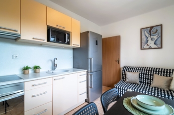 kuchyň - Prodej bytu 1+1 v osobním vlastnictví 47 m², Slapy