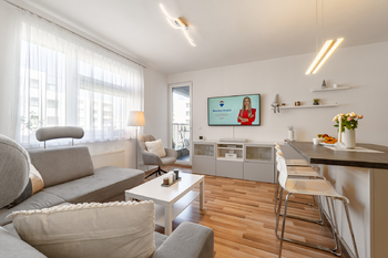 Prodej bytu 3+kk v osobním vlastnictví 62 m², Praha 10 - Uhříněves