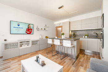 Prodej bytu 3+kk v osobním vlastnictví 62 m², Praha 10 - Uhříněves