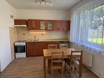 Pronájem bytu 3+kk v osobním vlastnictví 76 m², Hrušky