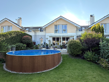 Prodej domu 142 m², Bašť