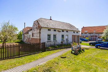 Prodej domu 146 m², Zvěrkovice