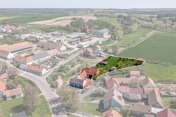 Prodej domu 146 m², Zvěrkovice