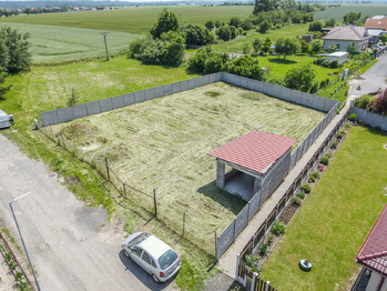 Prodej pozemku 1043 m², Křenice
