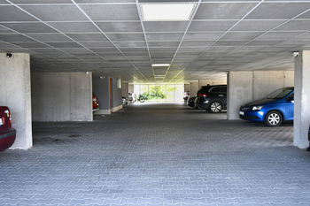 Pronájem garážového stání 579 m², Hradec Králové