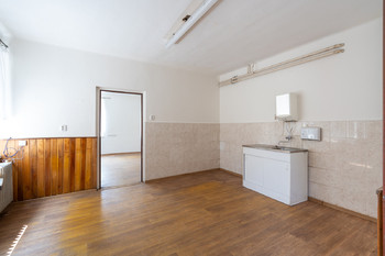 Prodej domu 380 m², Pozděchov