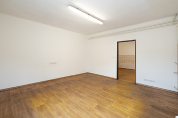 Prodej domu 380 m², Pozděchov