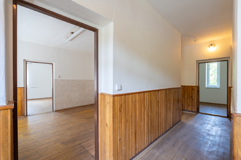 Prodej domu 380 m², Pozděchov