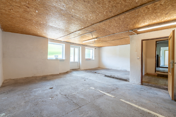 Prodej domu 380 m², Pozděchov