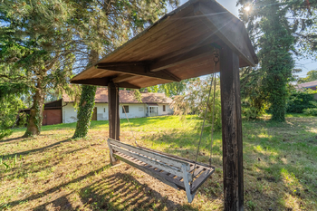 Pohled na zahradu - Prodej domu 94 m², Křečhoř