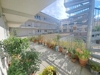 Pronájem bytu 2+1 v osobním vlastnictví 76 m², Znojmo