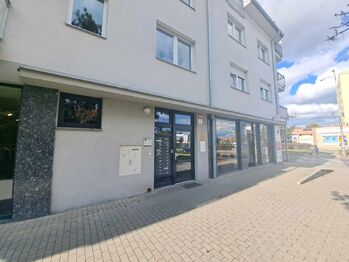 Pronájem bytu 2+1 v osobním vlastnictví 76 m², Znojmo