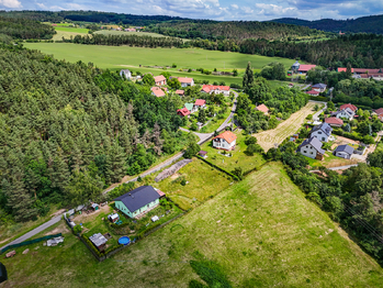 Prodej pozemku 845 m², Drevníky
