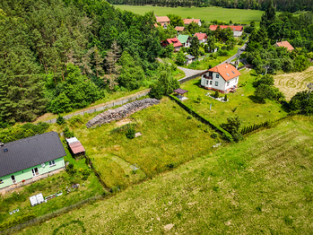 Prodej pozemku 845 m², Drevníky