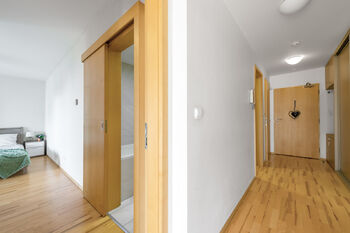 Pronájem bytu 2+kk v osobním vlastnictví 70 m², Praha 3 - Žižkov