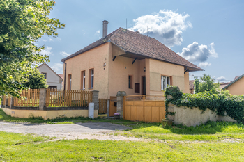 Clekový pohled b) - Prodej domu 105 m², Přílepy