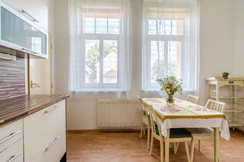 Kuchyně a) - Prodej domu 105 m², Přílepy