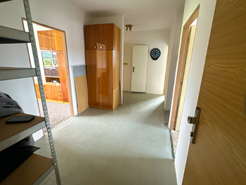 Prodej bytu 3+1 v osobním vlastnictví 75 m², Mezholezy