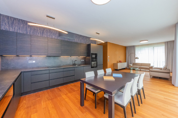 Prodej bytu 5+kk v osobním vlastnictví 176 m², Praha 4 - Braník