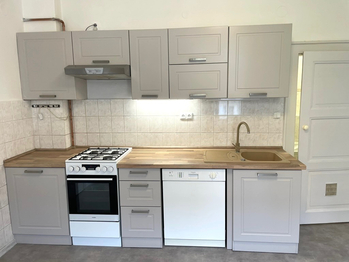 kuchyňská linka - Pronájem bytu 2+kk v osobním vlastnictví 53 m², Praha 3 - Žižkov 