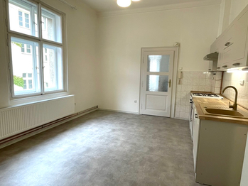 kuchyň - Pronájem bytu 2+kk v osobním vlastnictví 53 m², Praha 3 - Žižkov