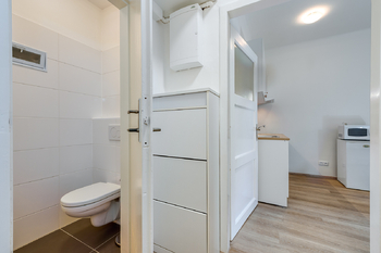 Pronájem bytu 1+kk v osobním vlastnictví 27 m², Praha 8 - Libeň