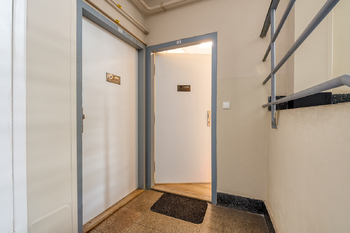 Pronájem bytu 1+kk v osobním vlastnictví 27 m², Praha 8 - Libeň