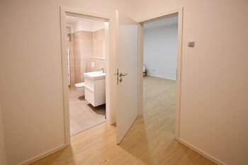 PŘEDSÍŇ - Pronájem bytu 1+kk v osobním vlastnictví 38 m², České Budějovice