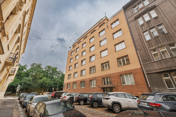 Pronájem bytu 3+1 v osobním vlastnictví 119 m², Praha 7 - Holešovice