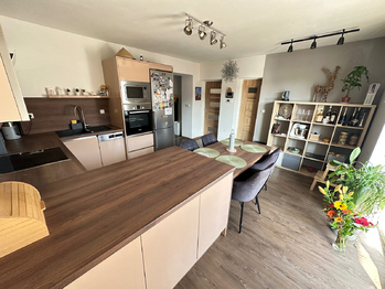 Prodej domu 192 m², Hodějice